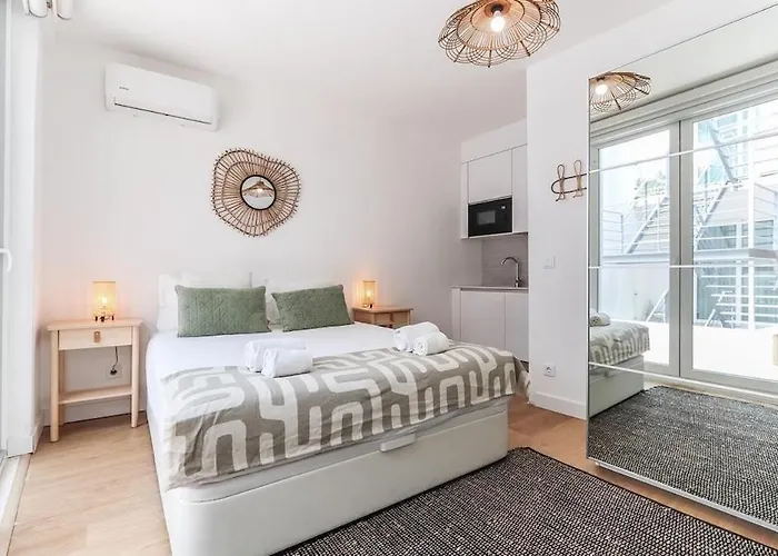 Principe Real Cozy Bright Studio Apt With Ac